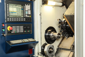 Industriefoto von CNC Fräse Maschine in Fertigung
