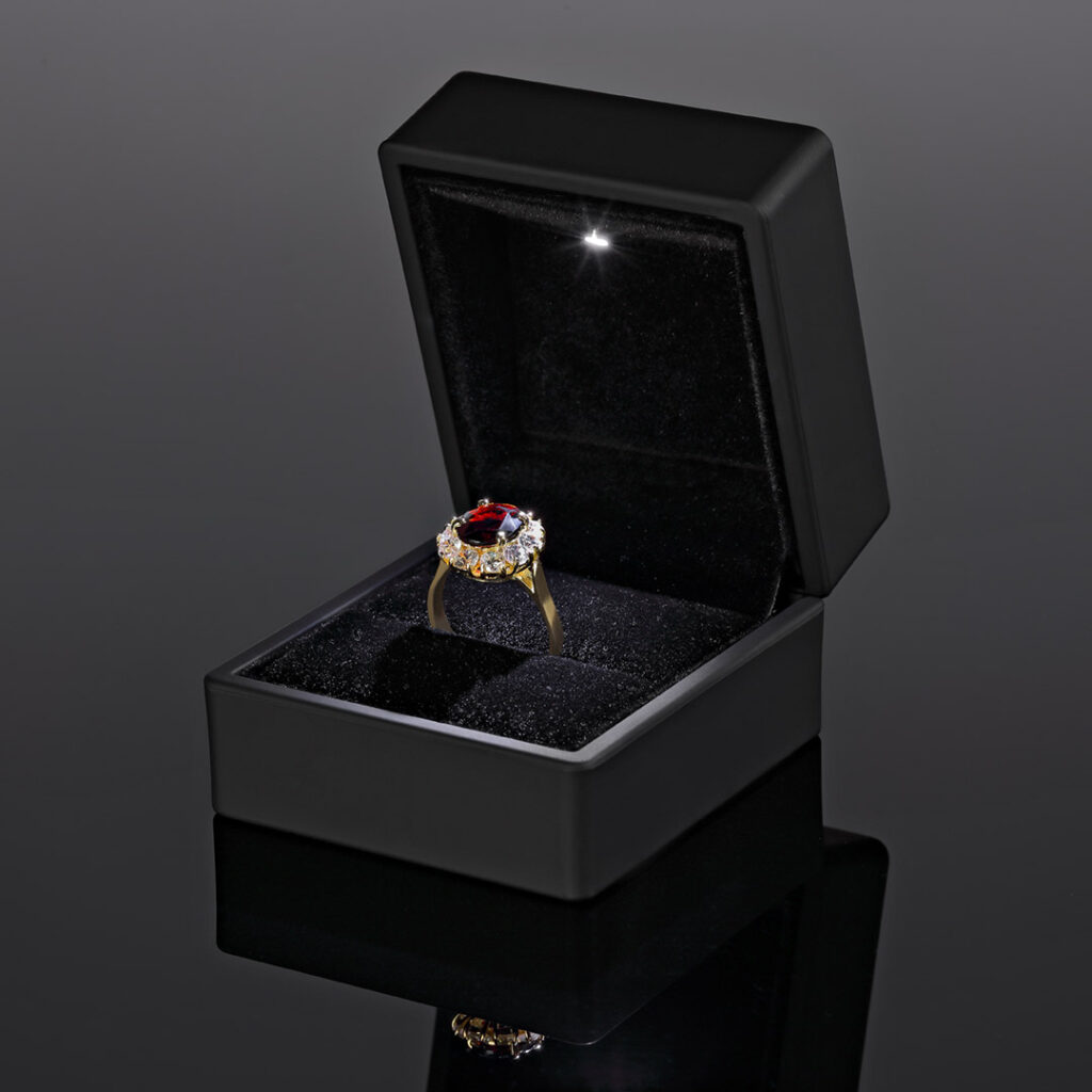 Schmuckschatulle mit Beleuchtung